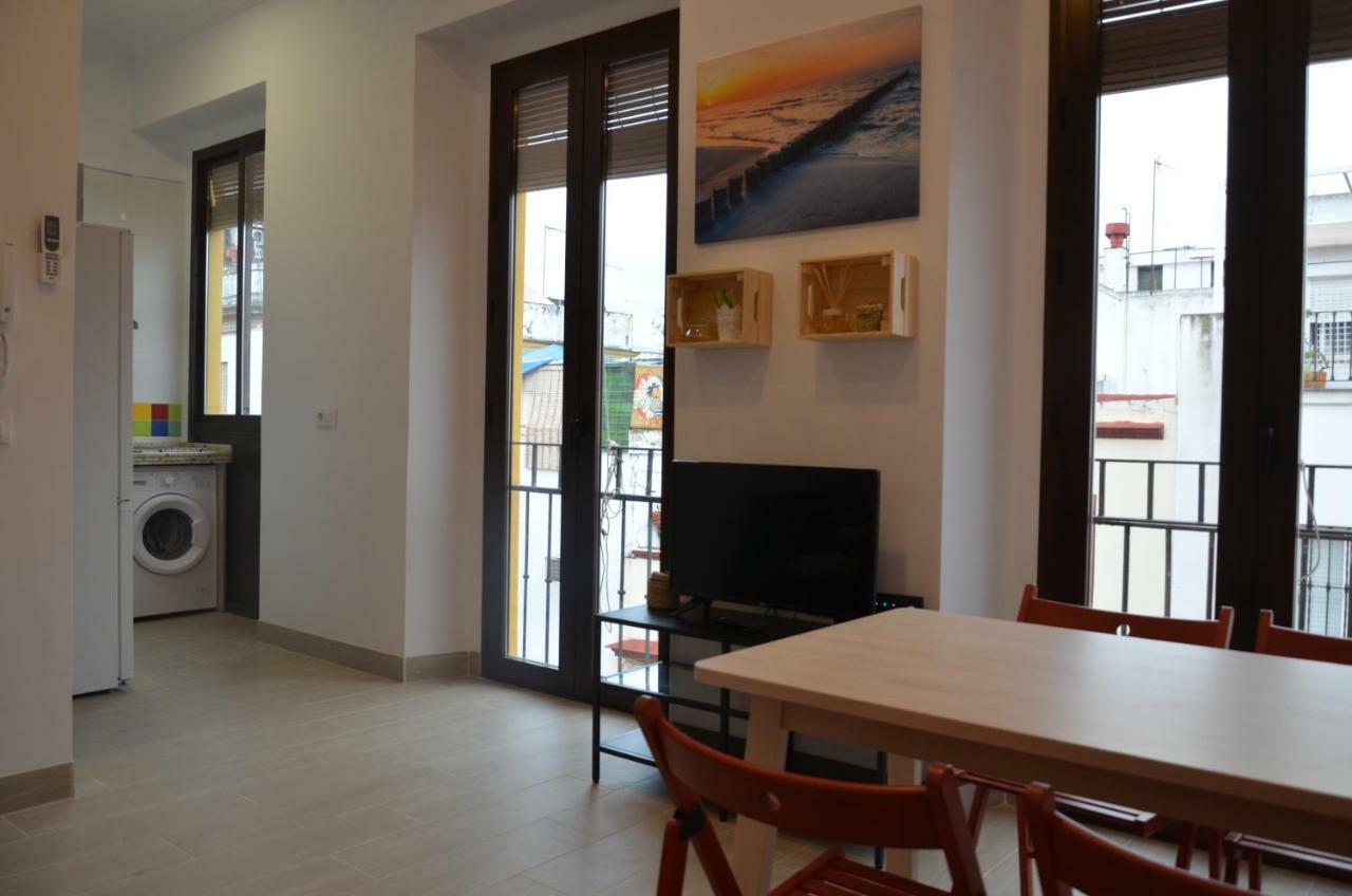 Apartamento Faustino Alvarez Σεβίλλη Εξωτερικό φωτογραφία